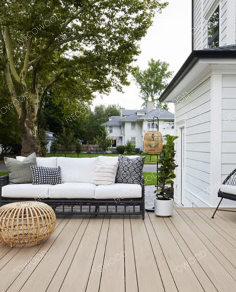 OEM & Bulk Composite Decking Supply til kuwaitiske distributører